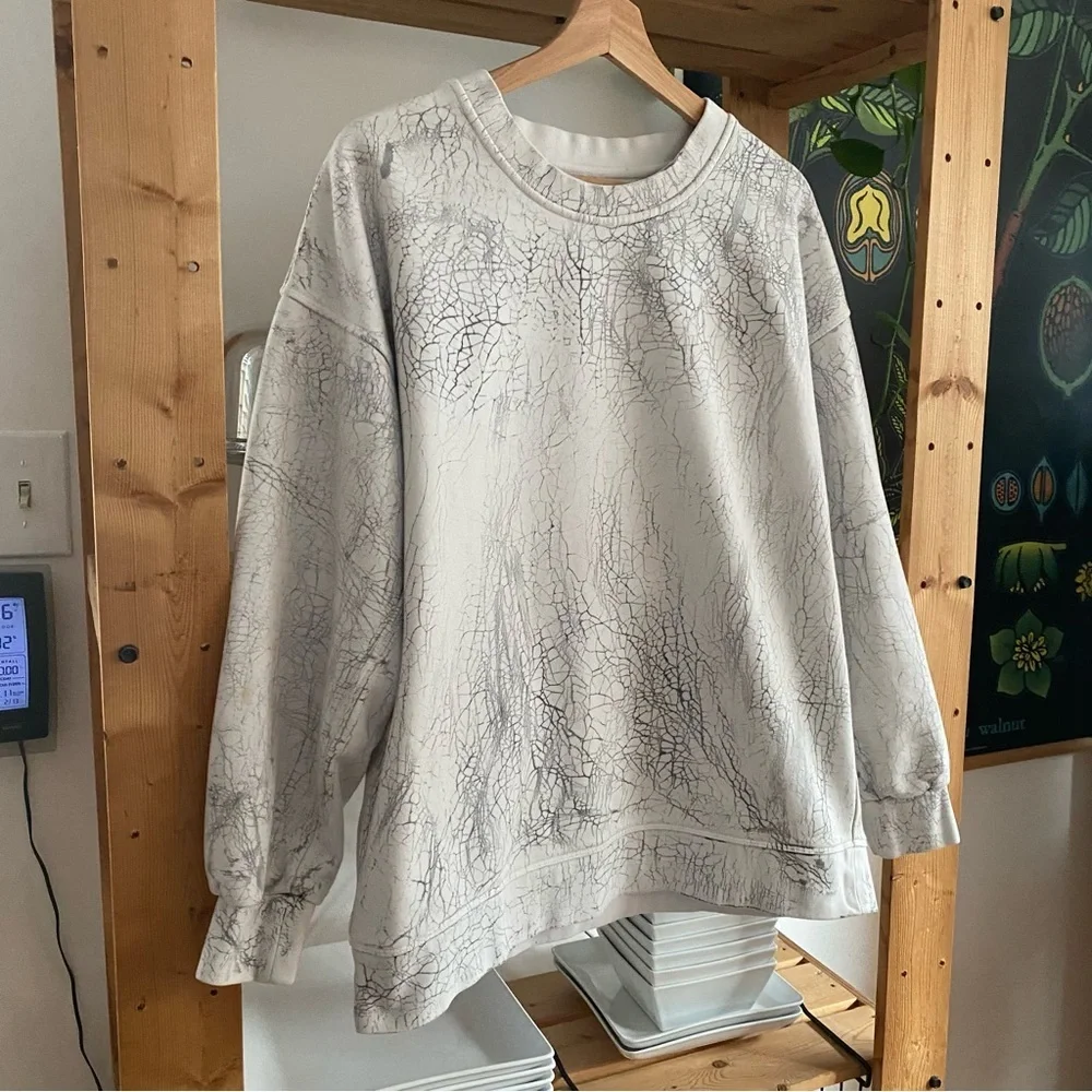 Lululemon Perfectly Oversized Crew Thread Dye White Black 8